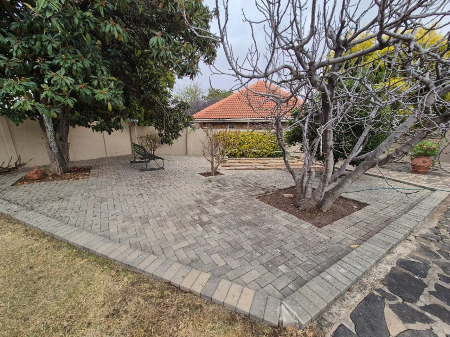 4 Bedroom Property for Sale in Dan Pienaar Free State